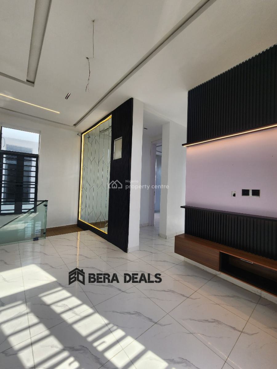 5 Bedroom Fully Detached House with Bq, Ikota, Lekki, Lagos, Detached Duplex for Sale
