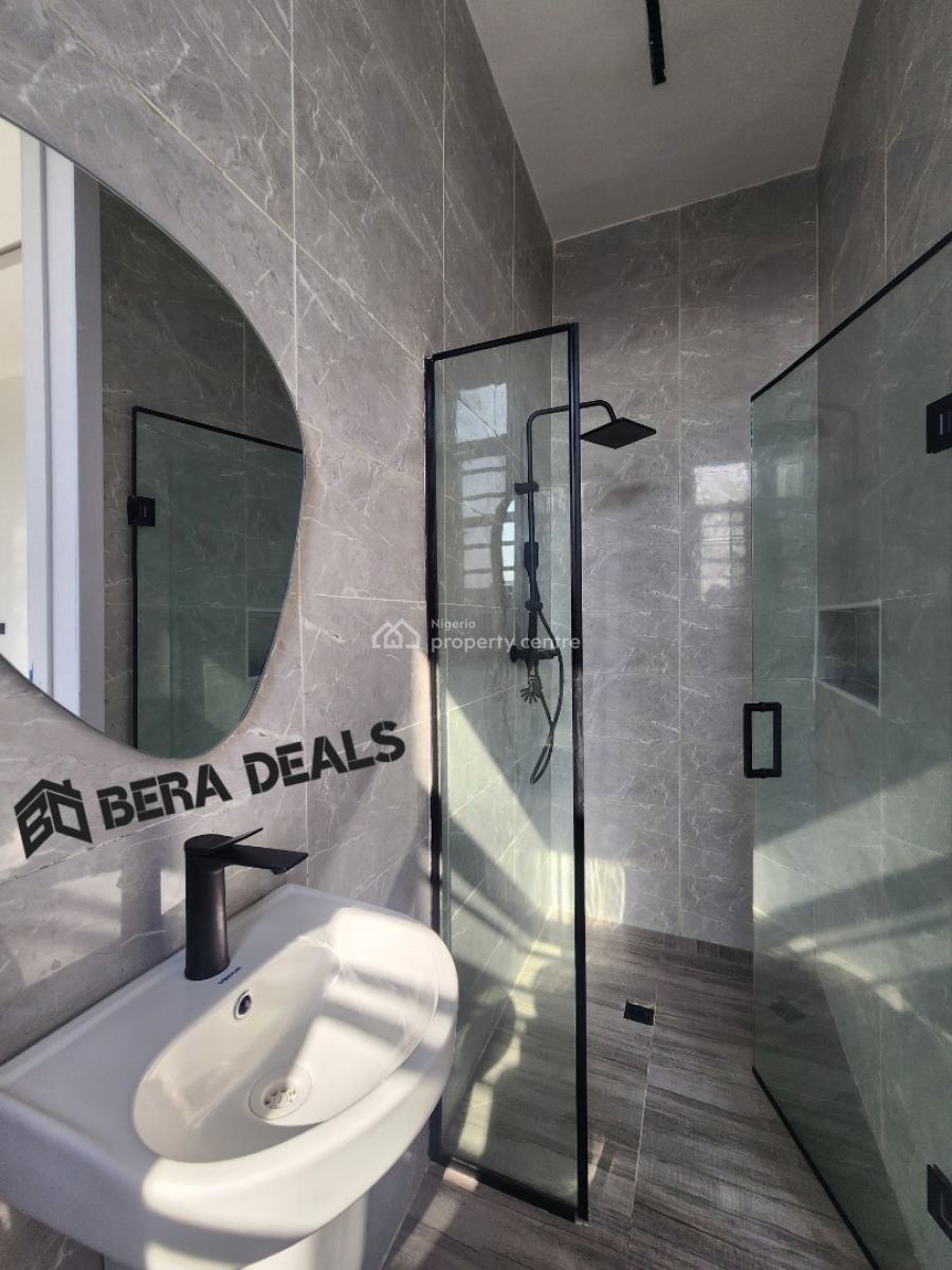 5 Bedroom Fully Detached House with Bq, Ikota, Lekki, Lagos, Detached Duplex for Sale