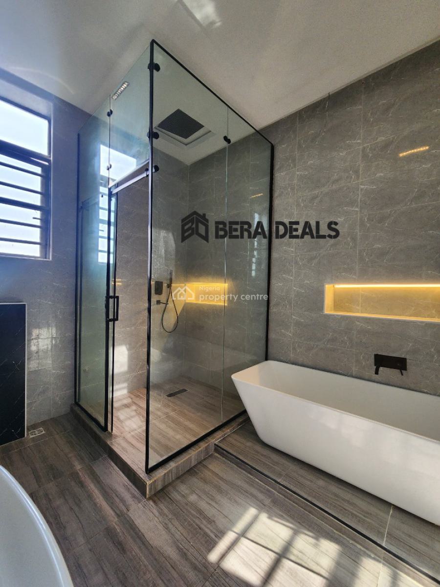 5 Bedroom Fully Detached House with Bq, Ikota, Lekki, Lagos, Detached Duplex for Sale