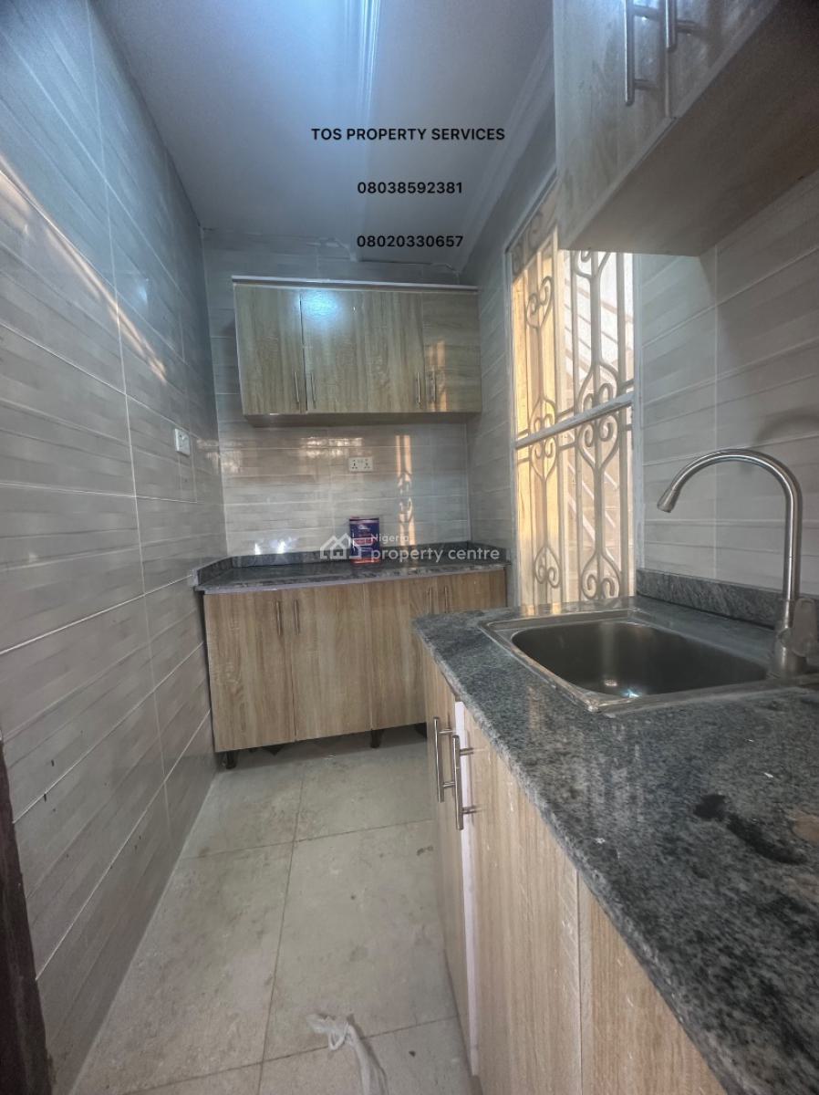 Nice & Serviced Miniflat, Lekki Phase 1, Lekki Phase 1, Lekki, Lagos, Mini Flat (room and Parlour) for Rent