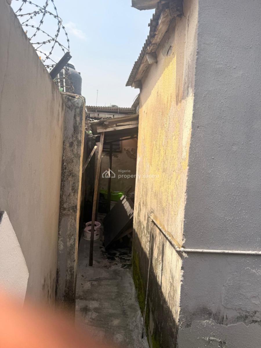 3 Bedrooms Bungalow, Abraham Adesanya Estate, Ajah, Lagos, Semi-detached Bungalow for Sale