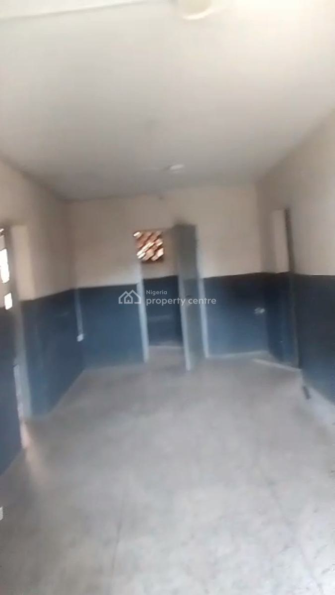3-bedroom Office Space, Off Toyin Street, Ikeja, Lagos, Office Space for Rent