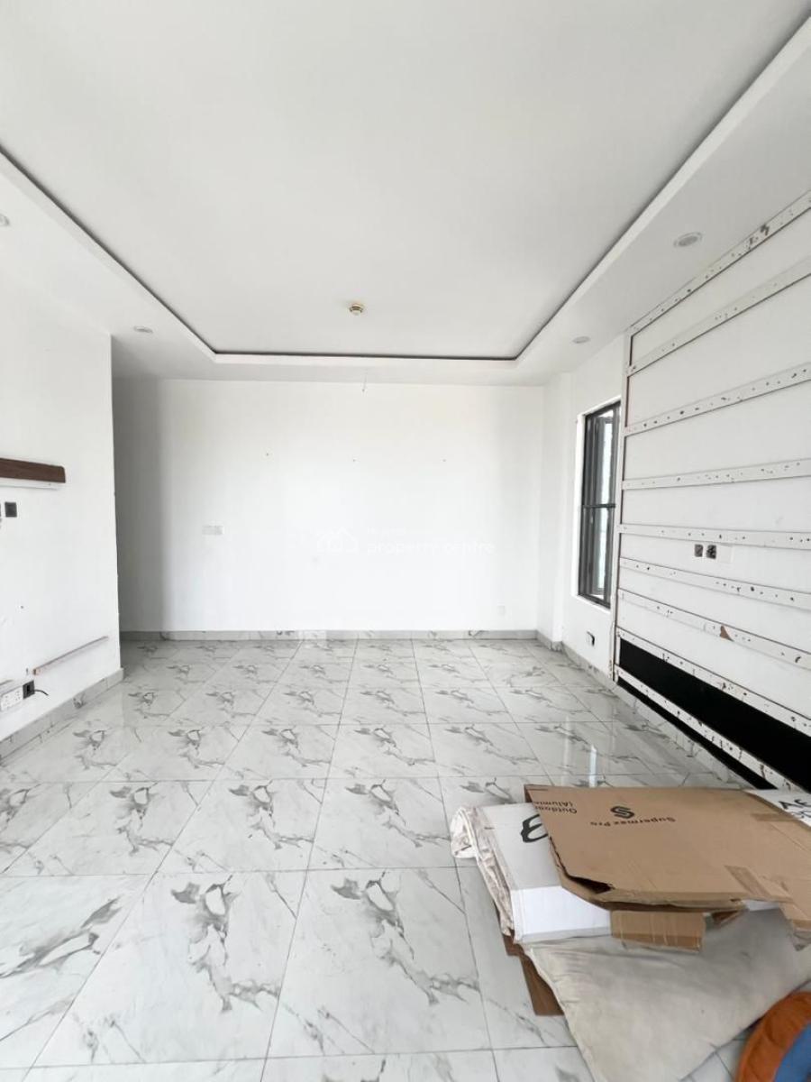 3 Bedrooms Apartments, Lekki Phase 1, Lekki, Lagos, Flat / Apartment for Sale