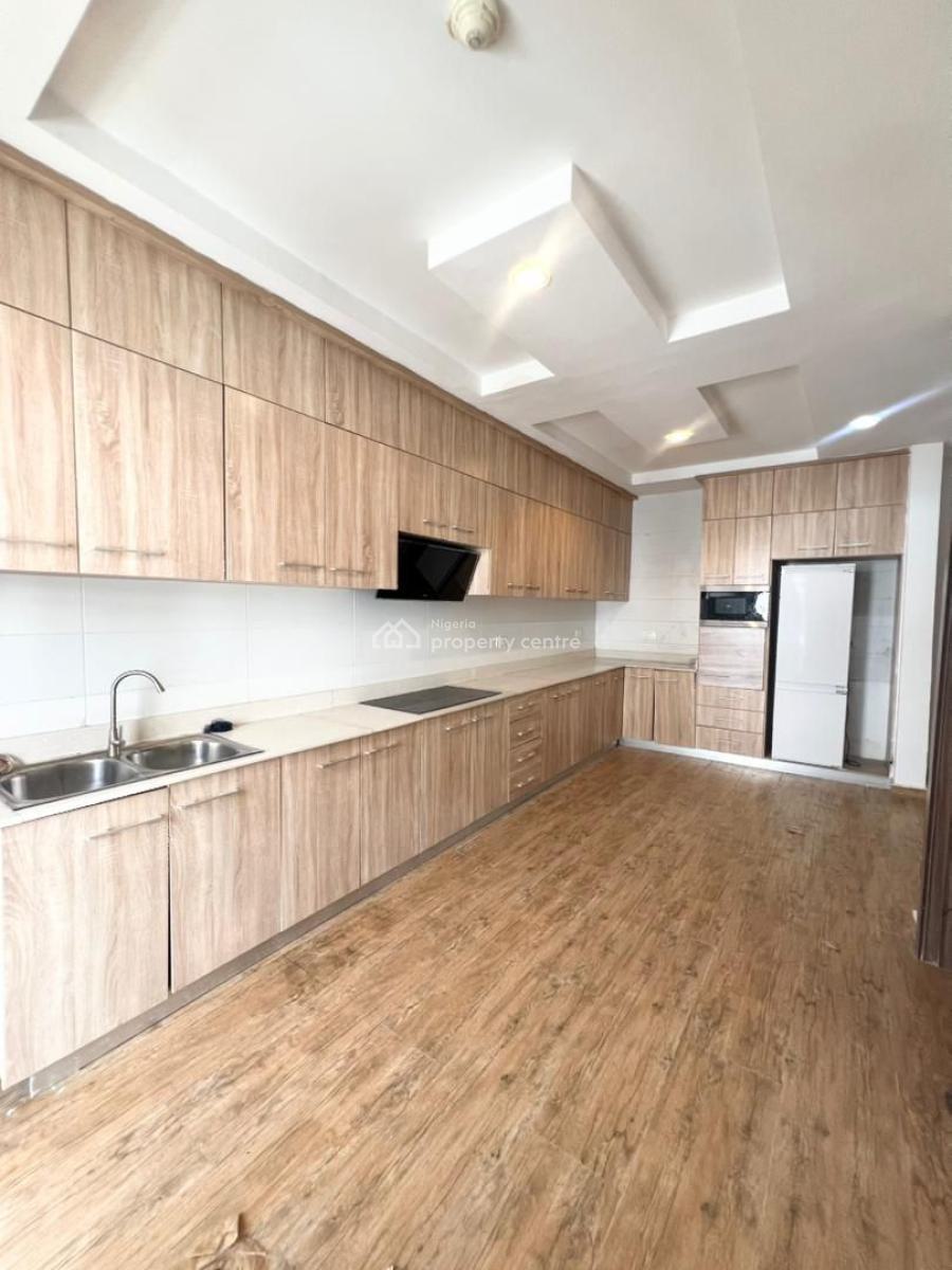3 Bedrooms Apartments, Lekki Phase 1, Lekki, Lagos, Flat / Apartment for Sale