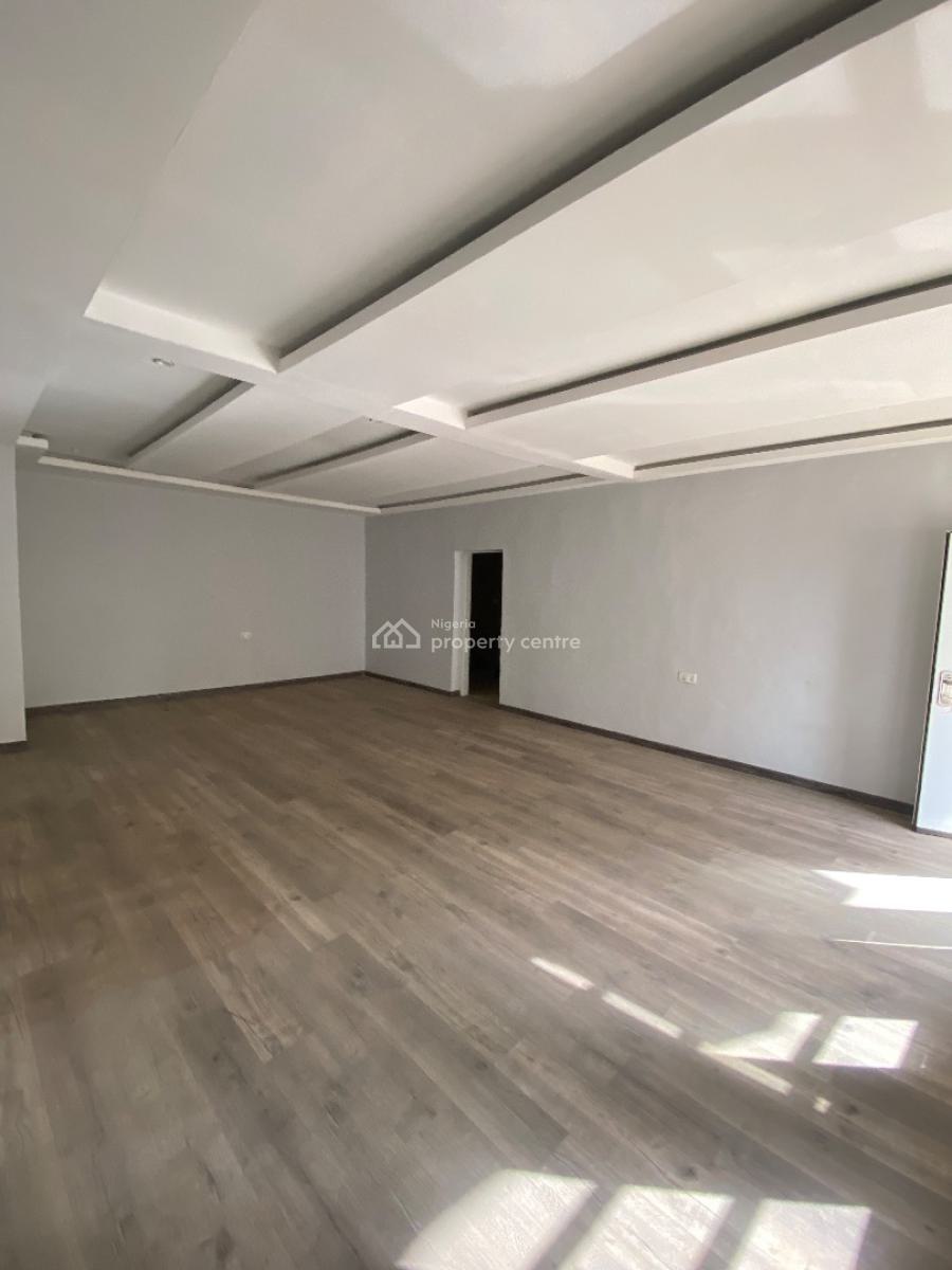 Standard 2 Bedroom Apartment with Visitors Toilet and Balcony, Along Sunnyvale Expressway, Galadimawa, Abuja, Flat / Apartment for Rent