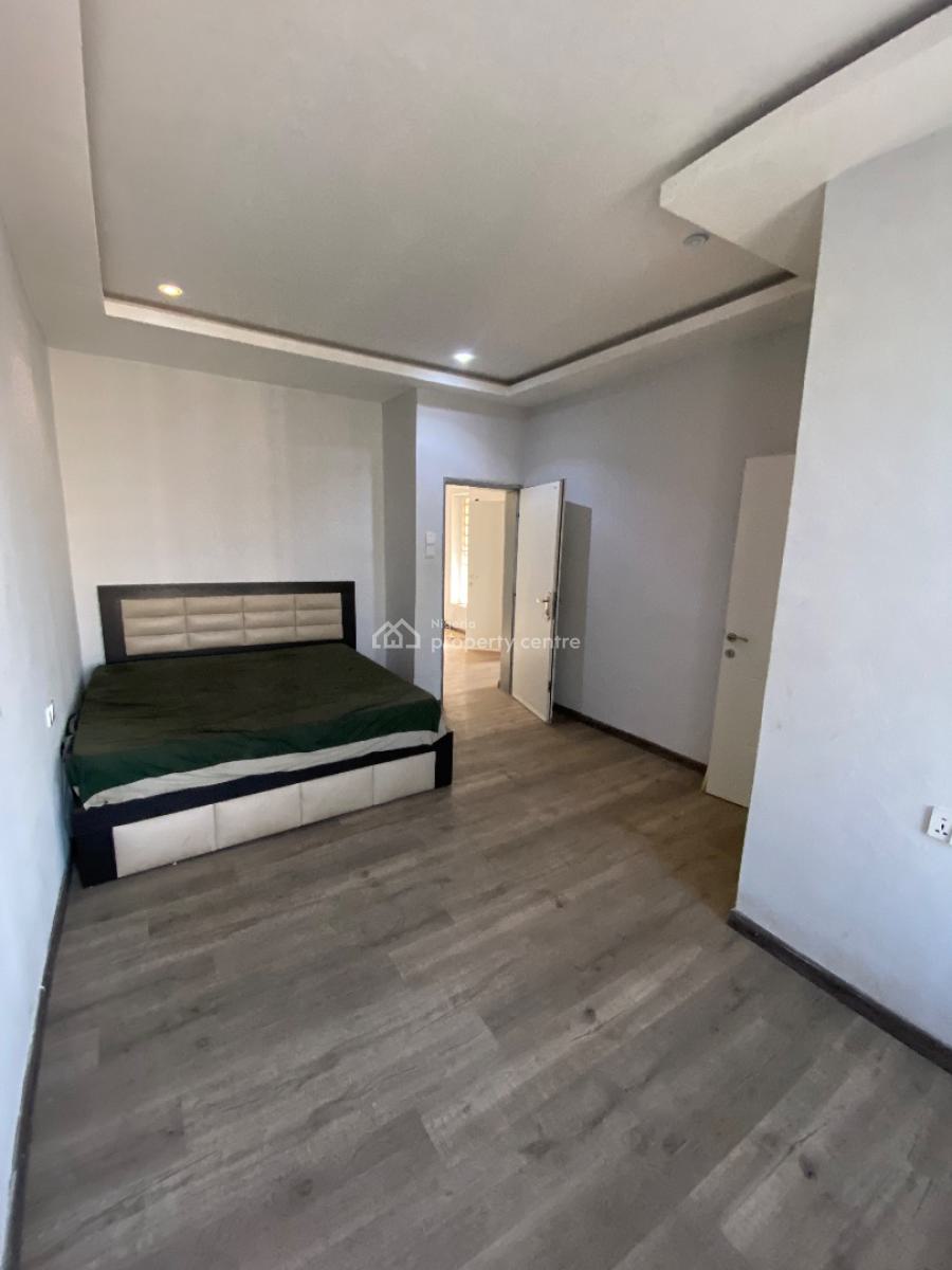 Standard 2 Bedroom Apartment with Visitors Toilet and Balcony, Along Sunnyvale Expressway, Galadimawa, Abuja, Flat / Apartment for Rent