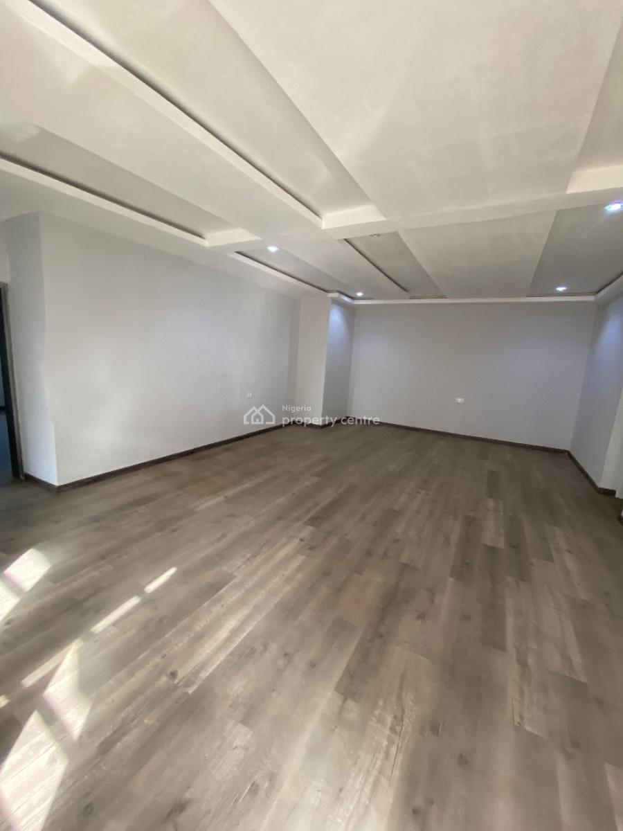 Standard 2 Bedroom Apartment with Visitors Toilet and Balcony, Along Sunnyvale Expressway, Galadimawa, Abuja, Flat / Apartment for Rent