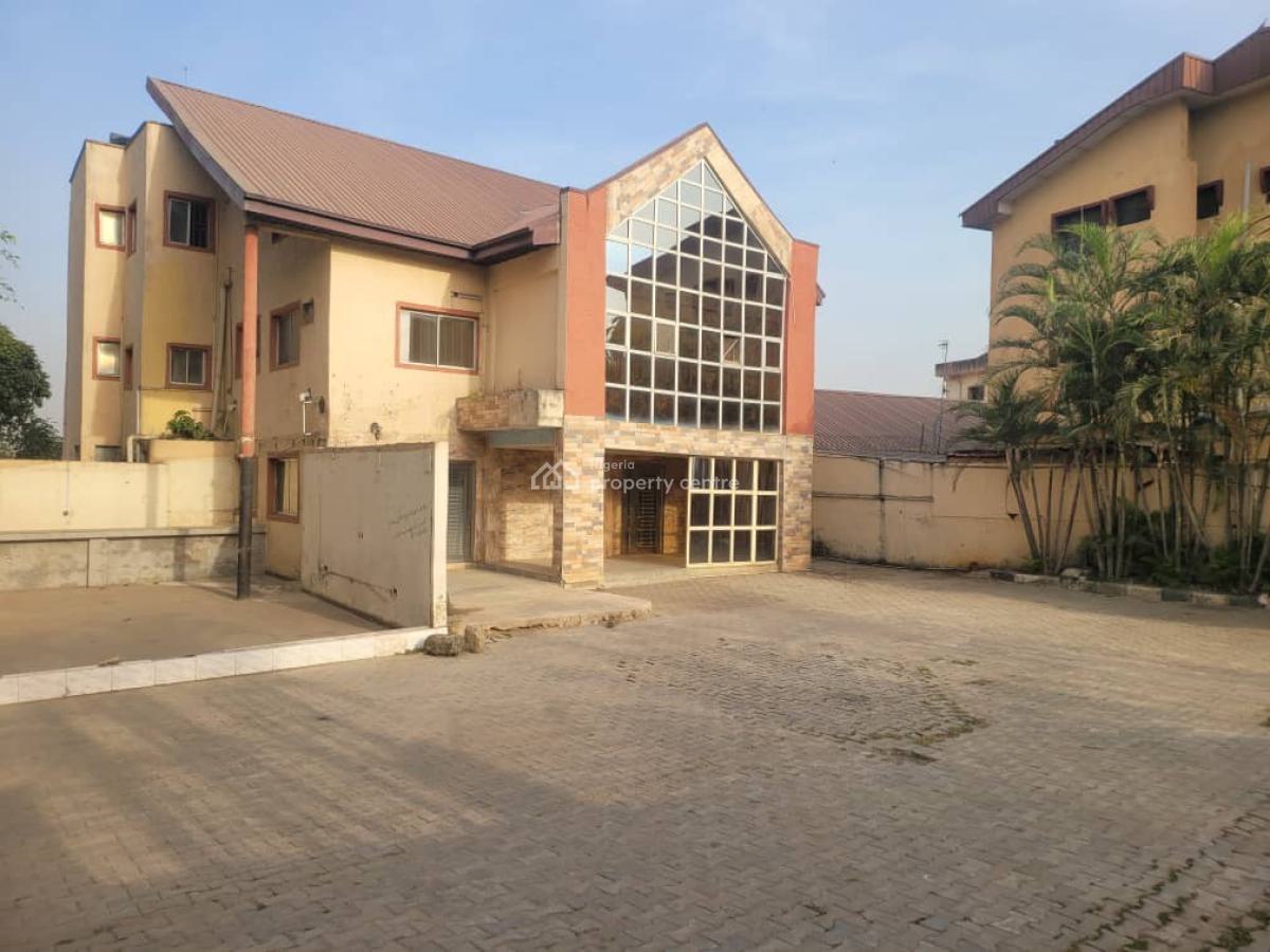 16 Bedrooms and 4 Parlours Duplex, Old Cbn Boulverd, Garki, Abuja, Detached Duplex for Sale