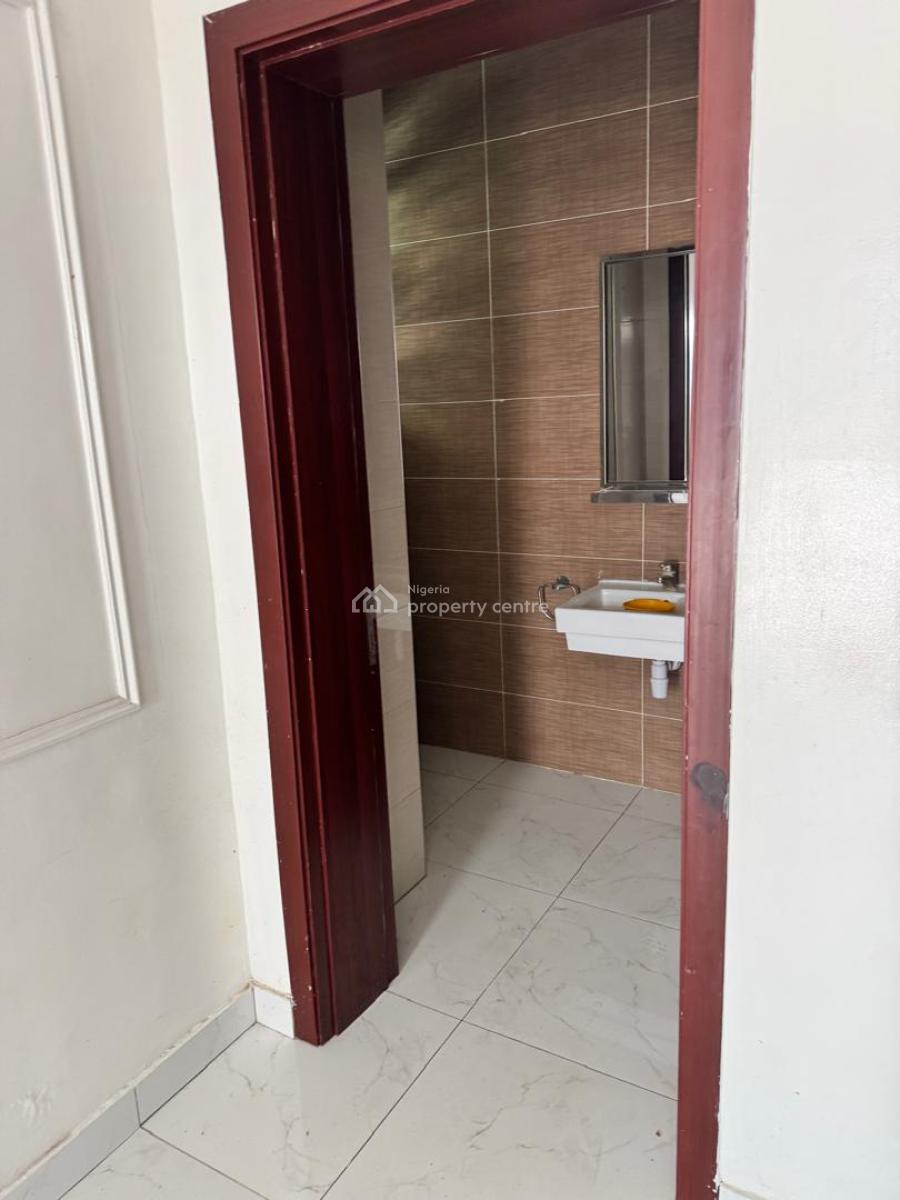 Fully Service 5 Bedroom Townhouse Detached Duplex with Bq, Richmond Estate, Ikate, Lekki, Lagos, Terraced Duplex for Rent