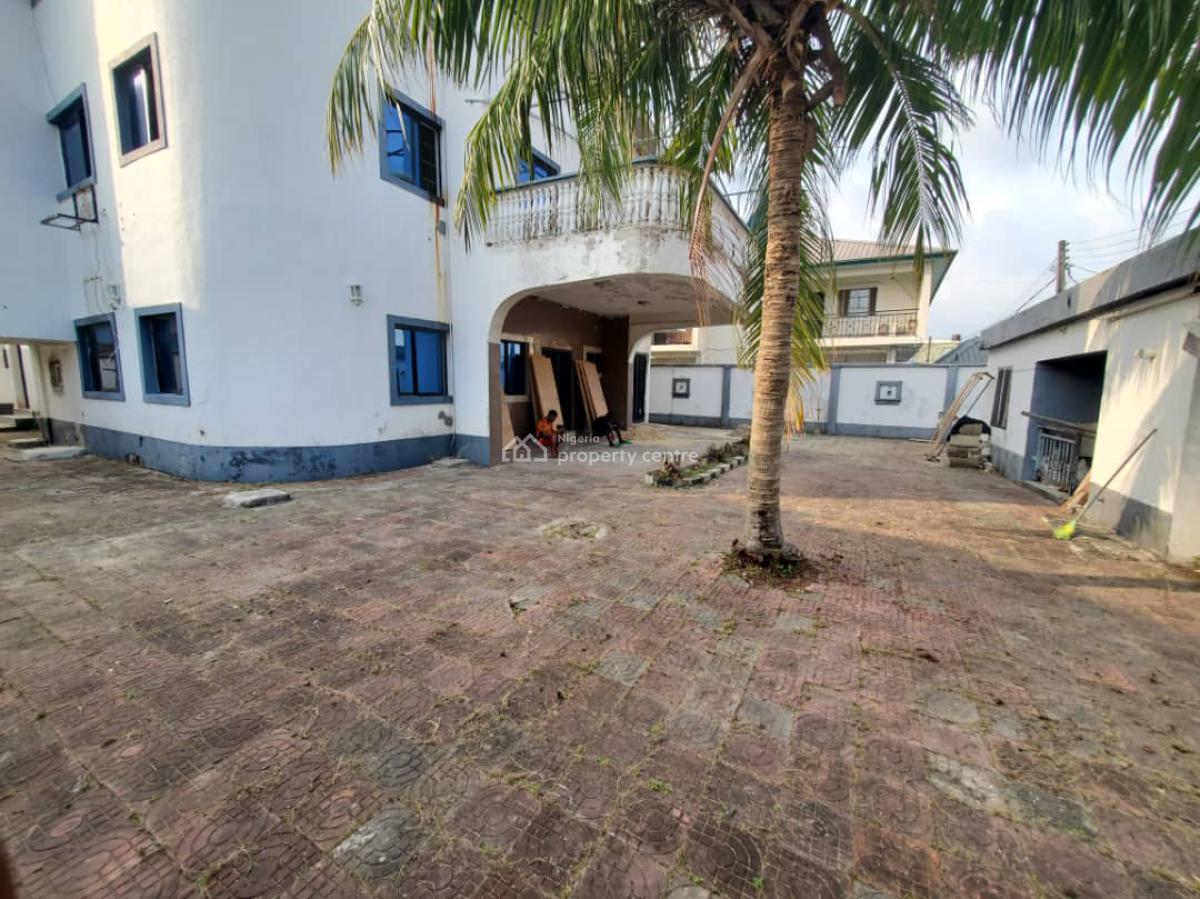 7 Bedrooms Standard Duplex, No 5 Tulip Close, Peninsula Garden Estate, Sangotedo, Ajah, Lagos, House for Sale