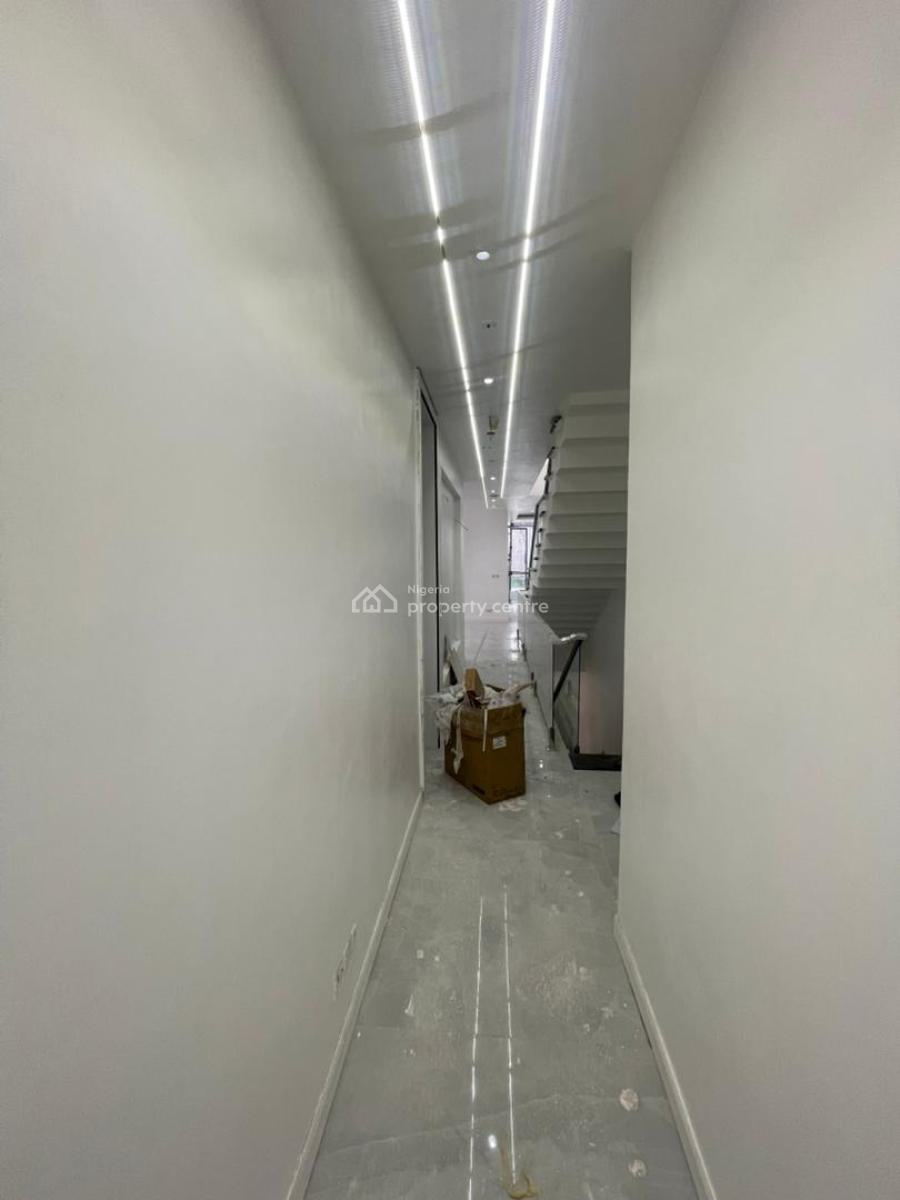 Exquisite 5 Bedroom Semi-ditached Duplex with 2 Bqs, Ikate, Lekki, Lagos, Semi-detached Duplex for Sale