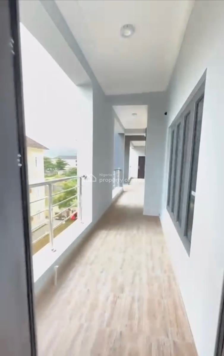 Luxury 3 Bedroom En-suite Flat +bq, Tarred Road, Katampe (main), Katampe, Abuja, Block of Flats for Sale