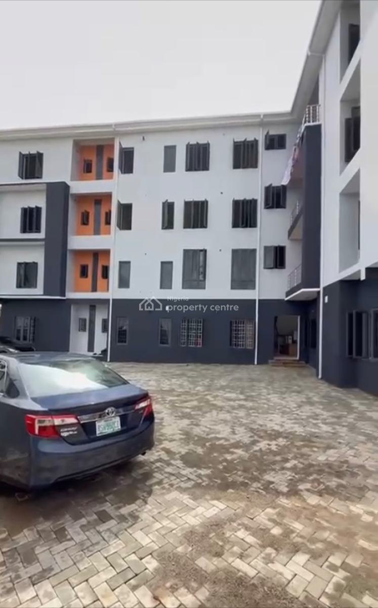Luxury 3 Bedroom En-suite Flat +bq, Tarred Road, Katampe (main), Katampe, Abuja, Block of Flats for Sale