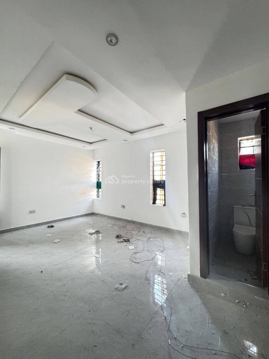 Beautiful Studio Apartment in a Good Neighborhood., Surulere, Lagos, Flat / Apartment for Sale
