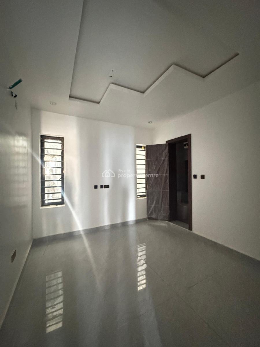 Beautiful Studio Apartment in a Good Neighborhood., Surulere, Lagos, Flat / Apartment for Sale