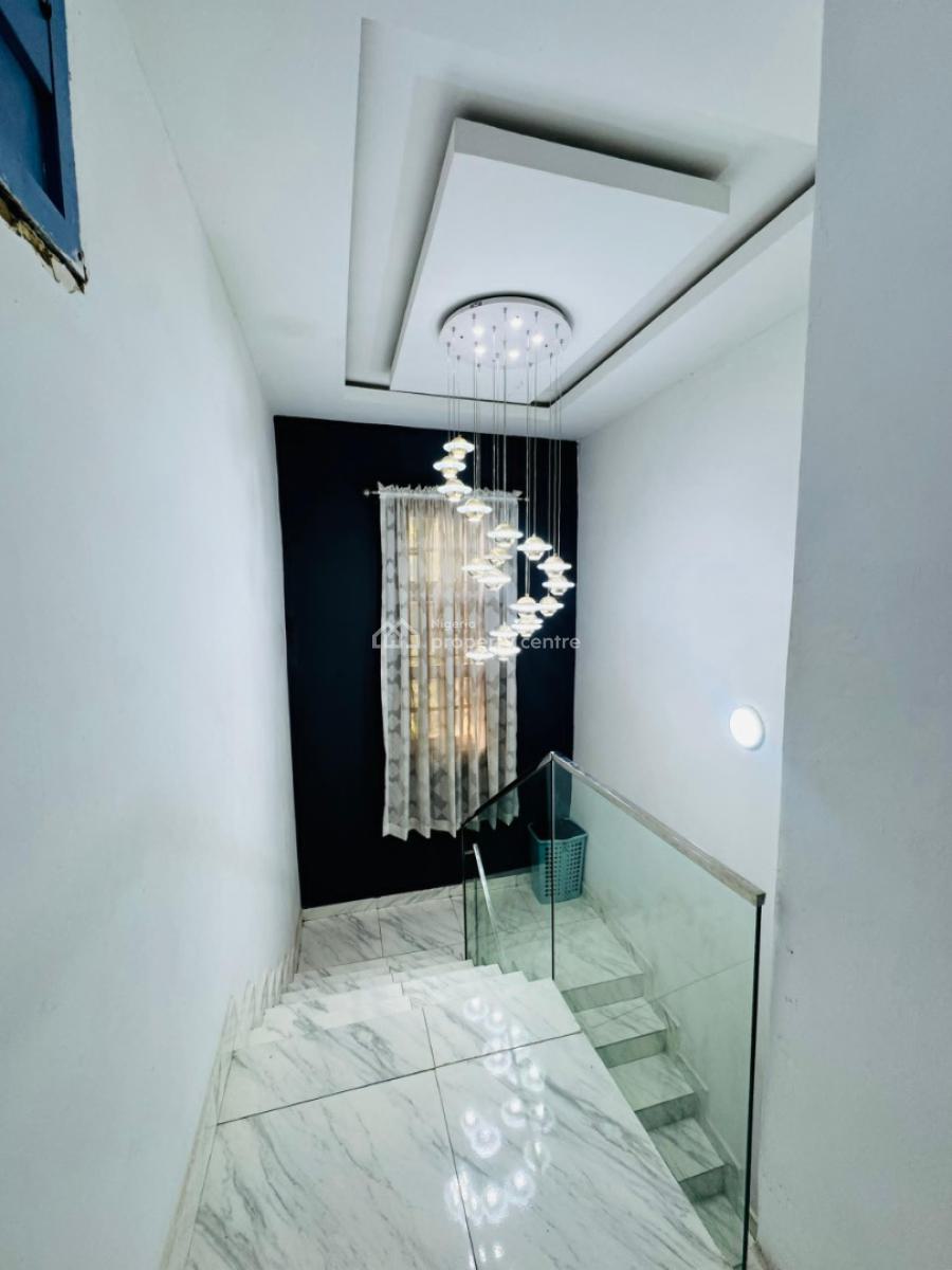 Partly Furnished 3-bedroom Duplex + Room Bq in Wuse 2 Inside an Estate, Wuse 2, Abuja, Semi-detached Duplex for Sale