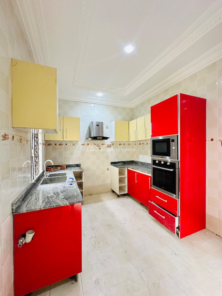 Beautifully Built 3 Bedroom Apartment (4 Units Available), Lekki Phase 1, Lekki, Lagos, Flat / Apartment for Rent