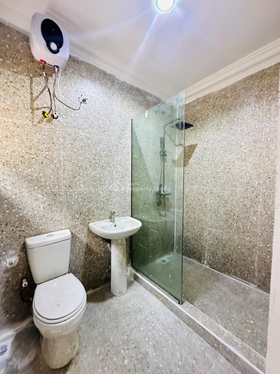 Beautifully Built 3 Bedroom Apartment (4 Units Available), Lekki Phase 1, Lekki, Lagos, Flat / Apartment for Rent