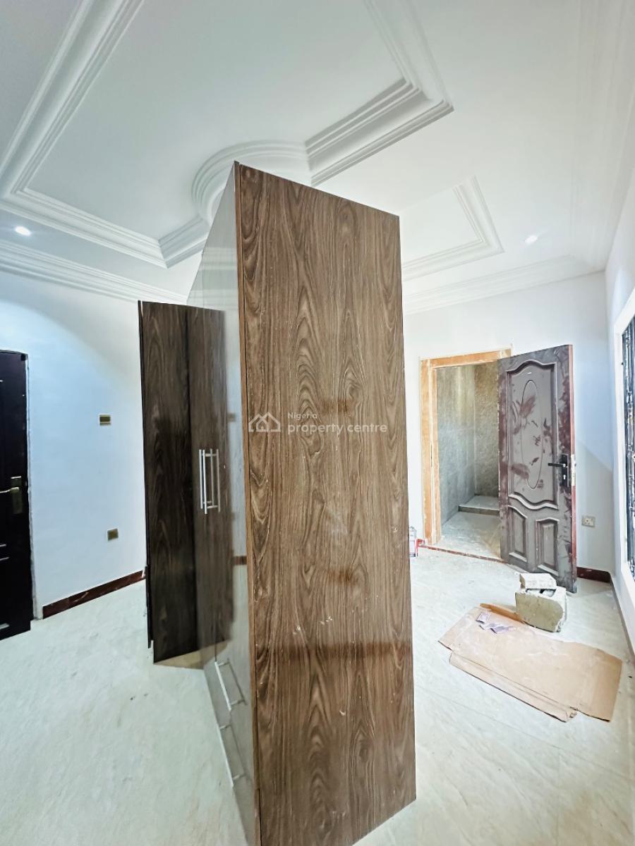 Beautifully Built 3 Bedroom Apartment (4 Units Available), Lekki Phase 1, Lekki, Lagos, Flat / Apartment for Rent