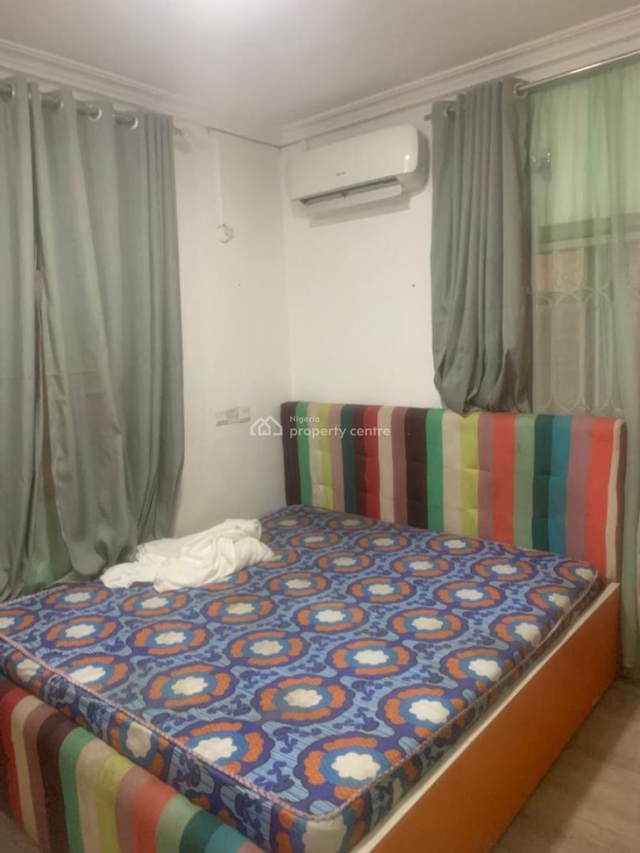 3 Bedroom Apartment with Bq, First Floor, Wuye, Abuja, Block of Flats for Sale