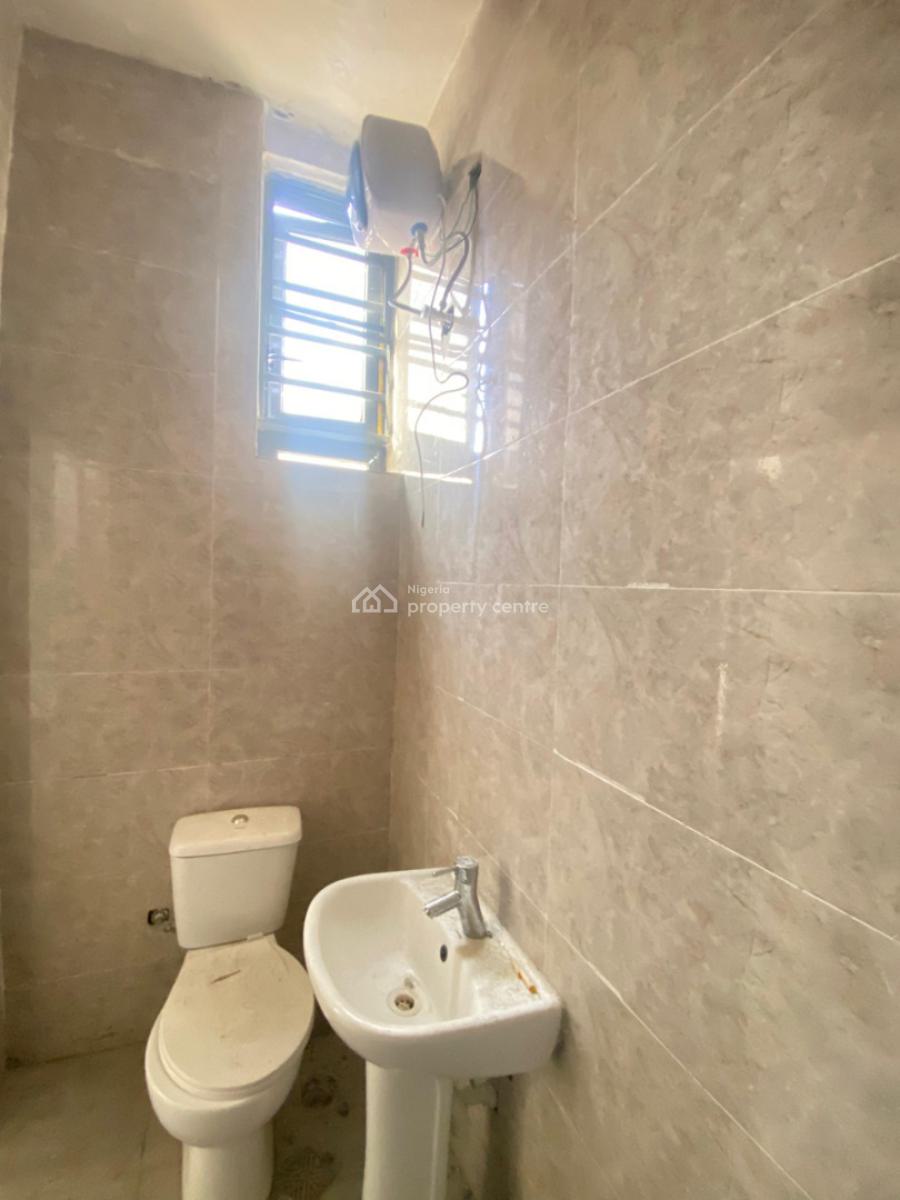 2 Bedroom Apartment, Ologolo, Lekki, Lagos, Flat / Apartment for Sale
