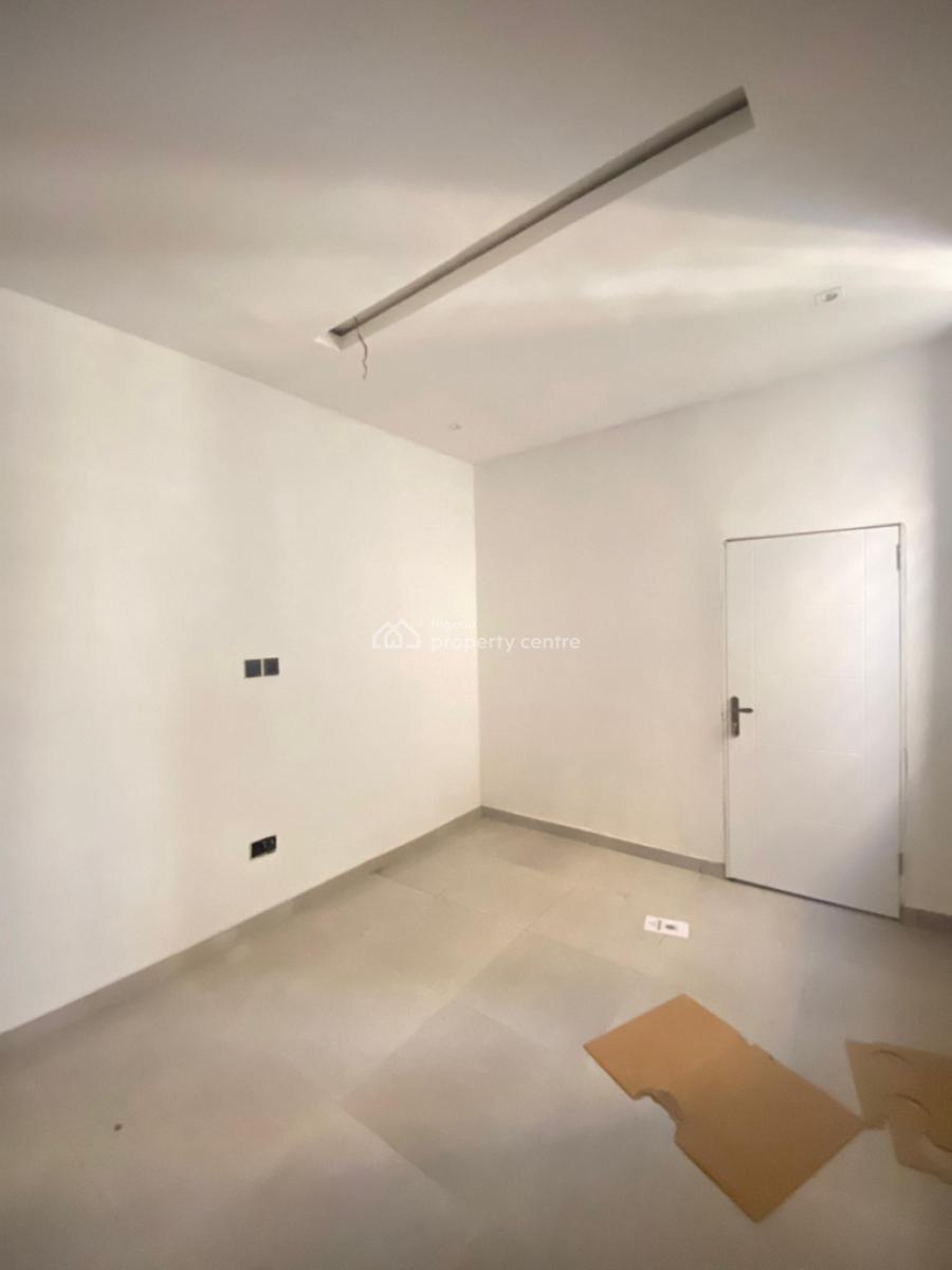 2 Bedroom Apartment, Ologolo, Lekki, Lagos, Flat / Apartment for Sale