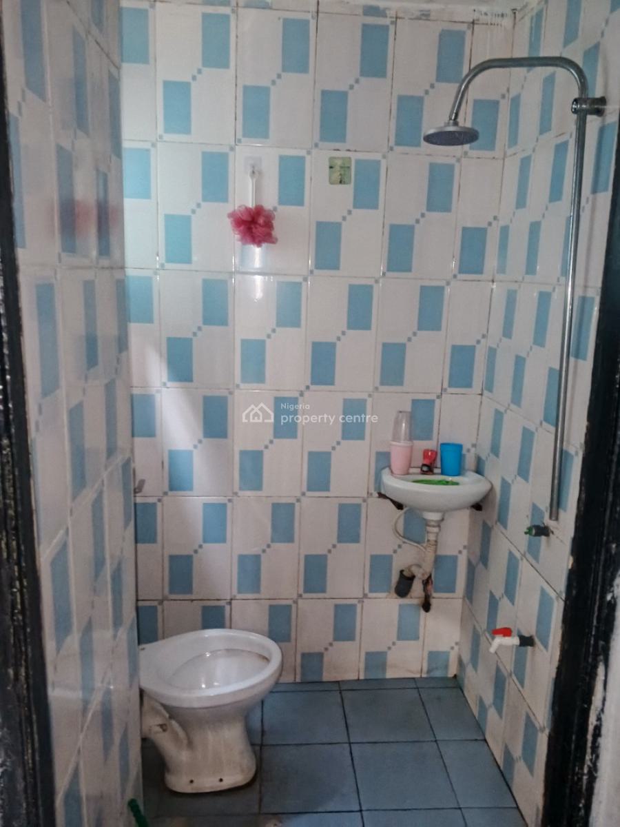 3 Bedrooms Ground Floor Flat in a Block of 4 Flats, Sumola Street, Mende, Maryland, Lagos, Flat / Apartment for Rent