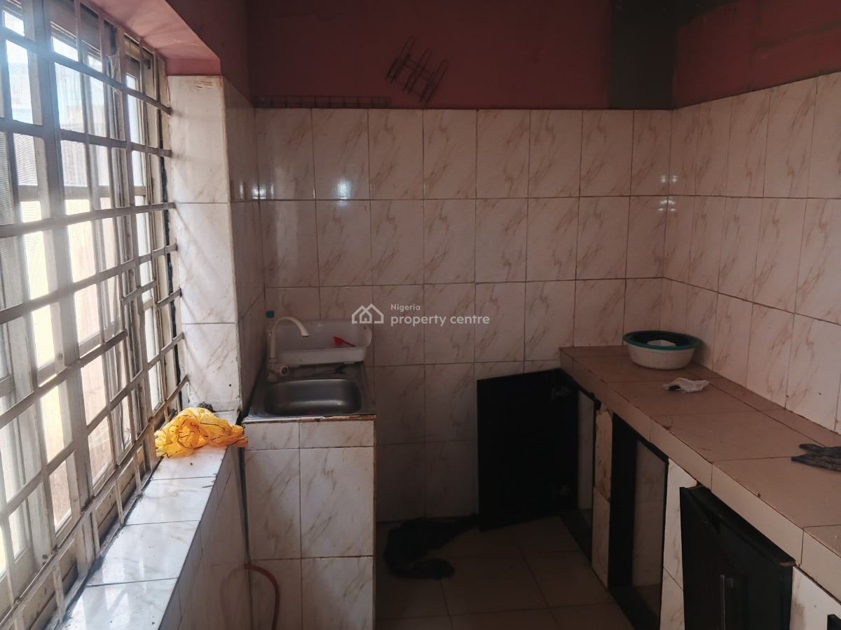 3 Bedrooms Ground Floor Flat in a Block of 4 Flats, Sumola Street, Mende, Maryland, Lagos, Flat / Apartment for Rent