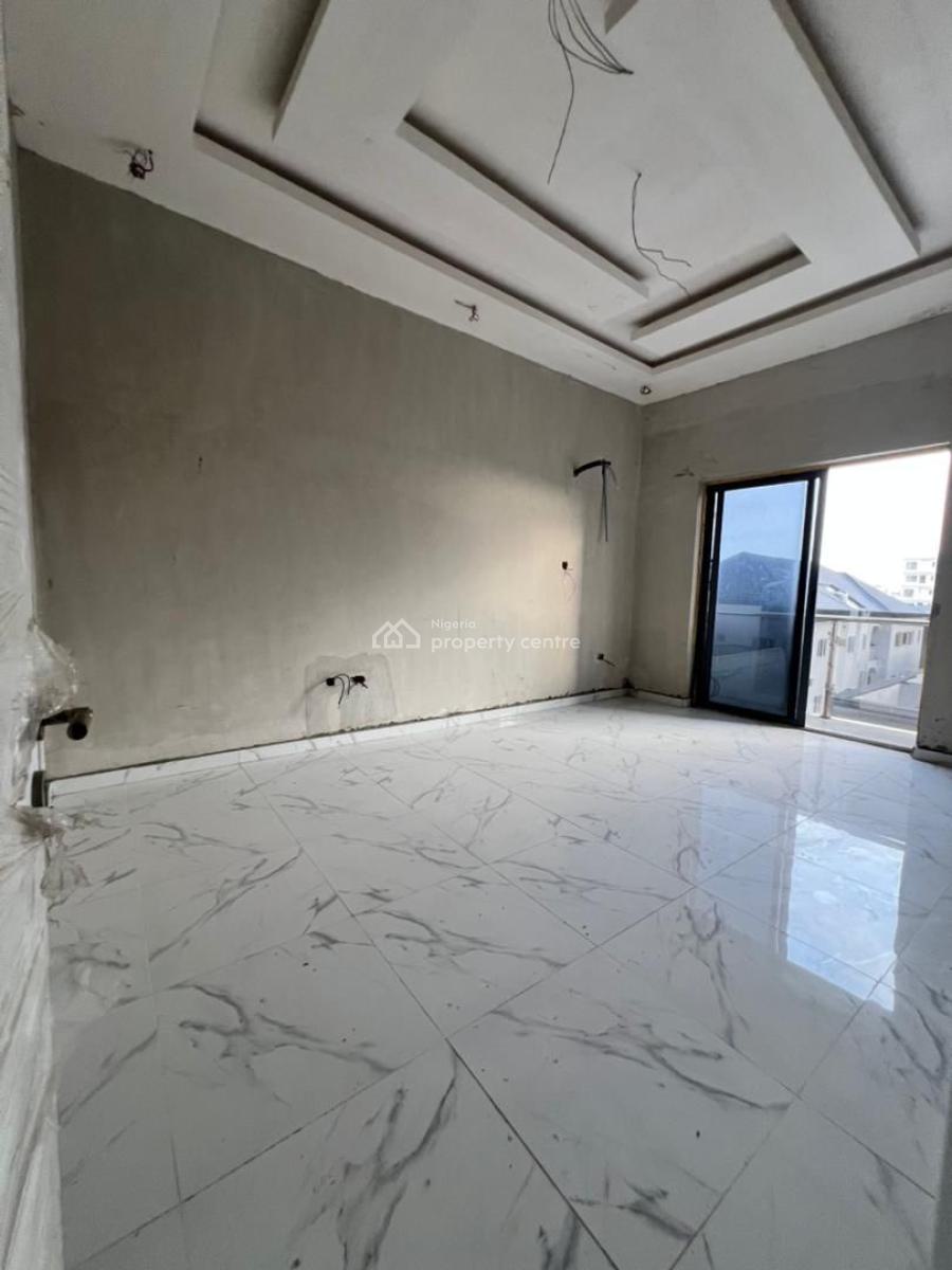 Beautifully Built 2 Bedroom Apartment in a Well Secure Environment, Lekki Phase 1, Lekki, Lagos, Flat / Apartment for Sale