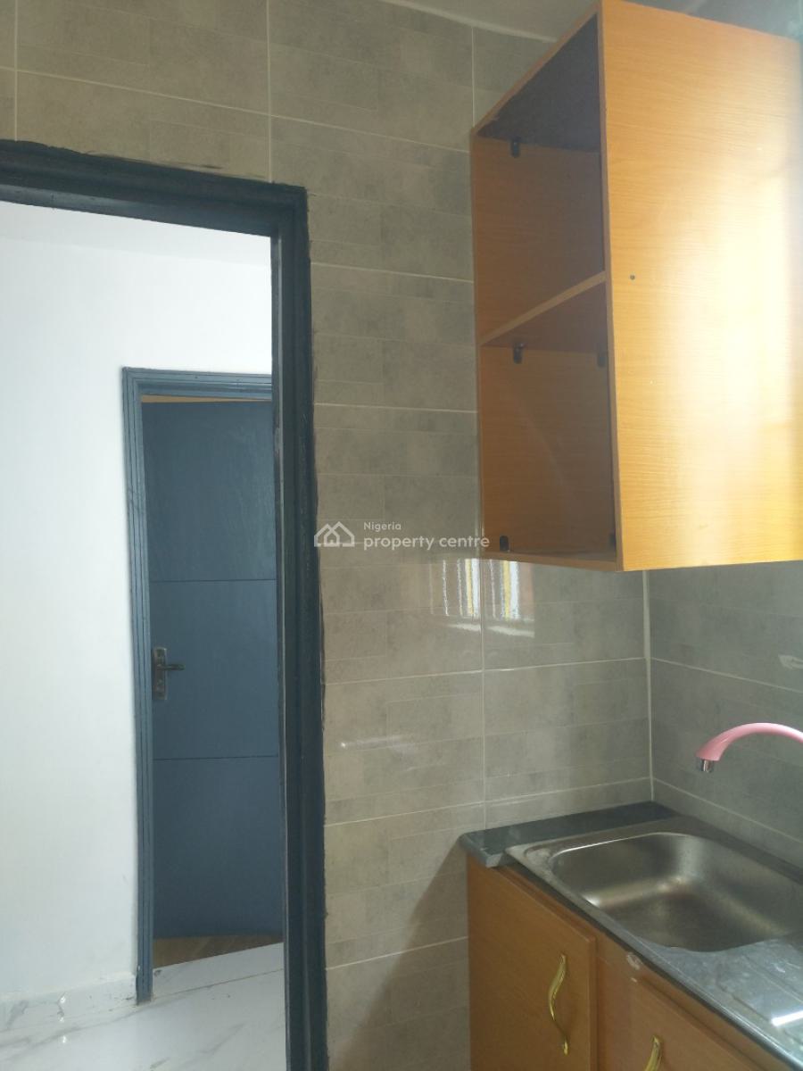 2 Bedroom, Extension, Omole Phase 2, Ikeja, Lagos, Flat / Apartment for Rent