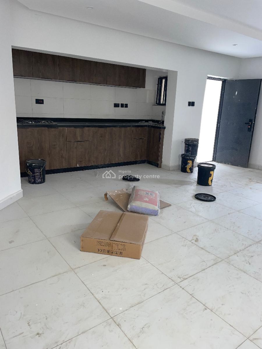 a Spacious Studio Room, Ikota Villa Estate, Lekki, Lagos, Self Contain (single Rooms) for Rent