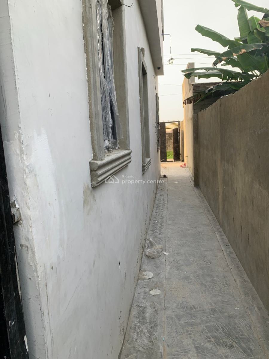 Brand New 2 Bed Upstairs, Abijo Gra, Ajah, Lagos, Mini Flat (room and Parlour) for Rent