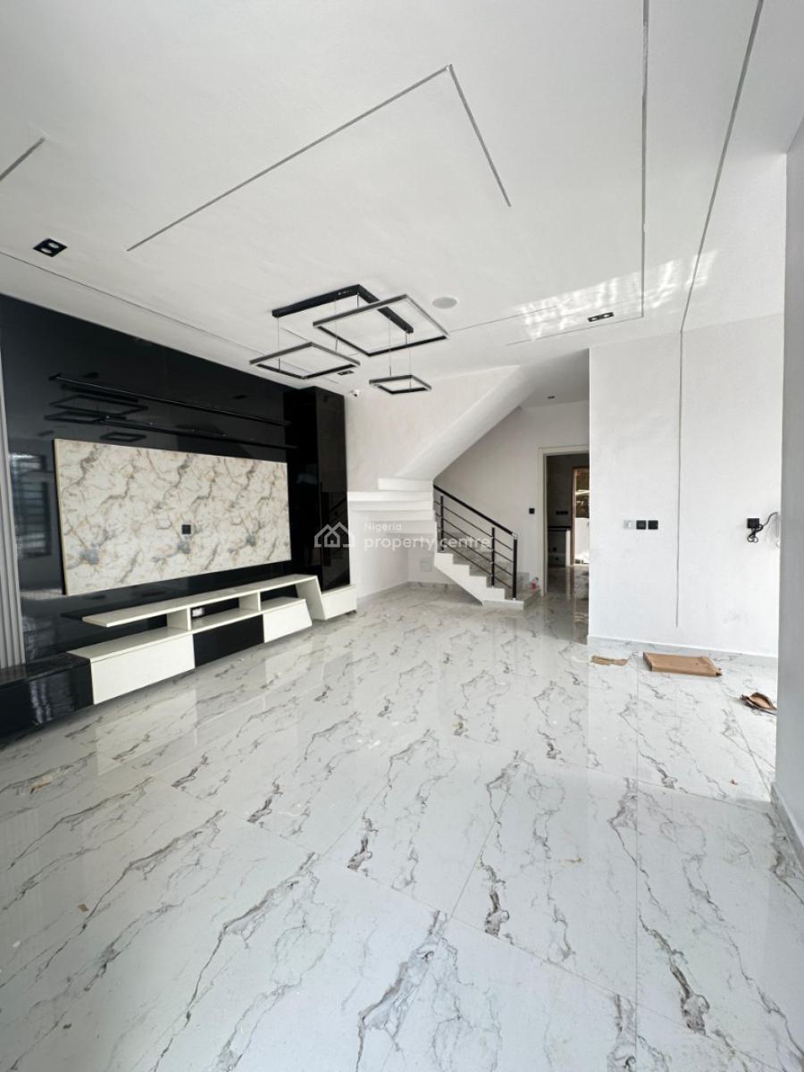 Well-built Luxury Spacious 4 Bedroom Semi-detached Duplex with Bq, Ajah, Lagos, Semi-detached Duplex for Sale