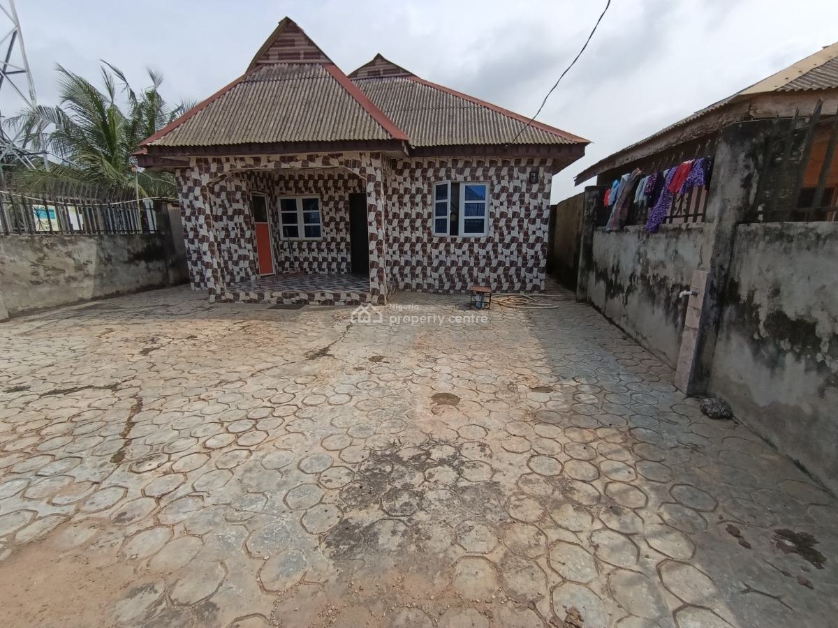 Decent 3 Bedroom Bungalow with a Bq, Lafenwa, Ado-odo/ota, Ogun, Detached Bungalow for Sale