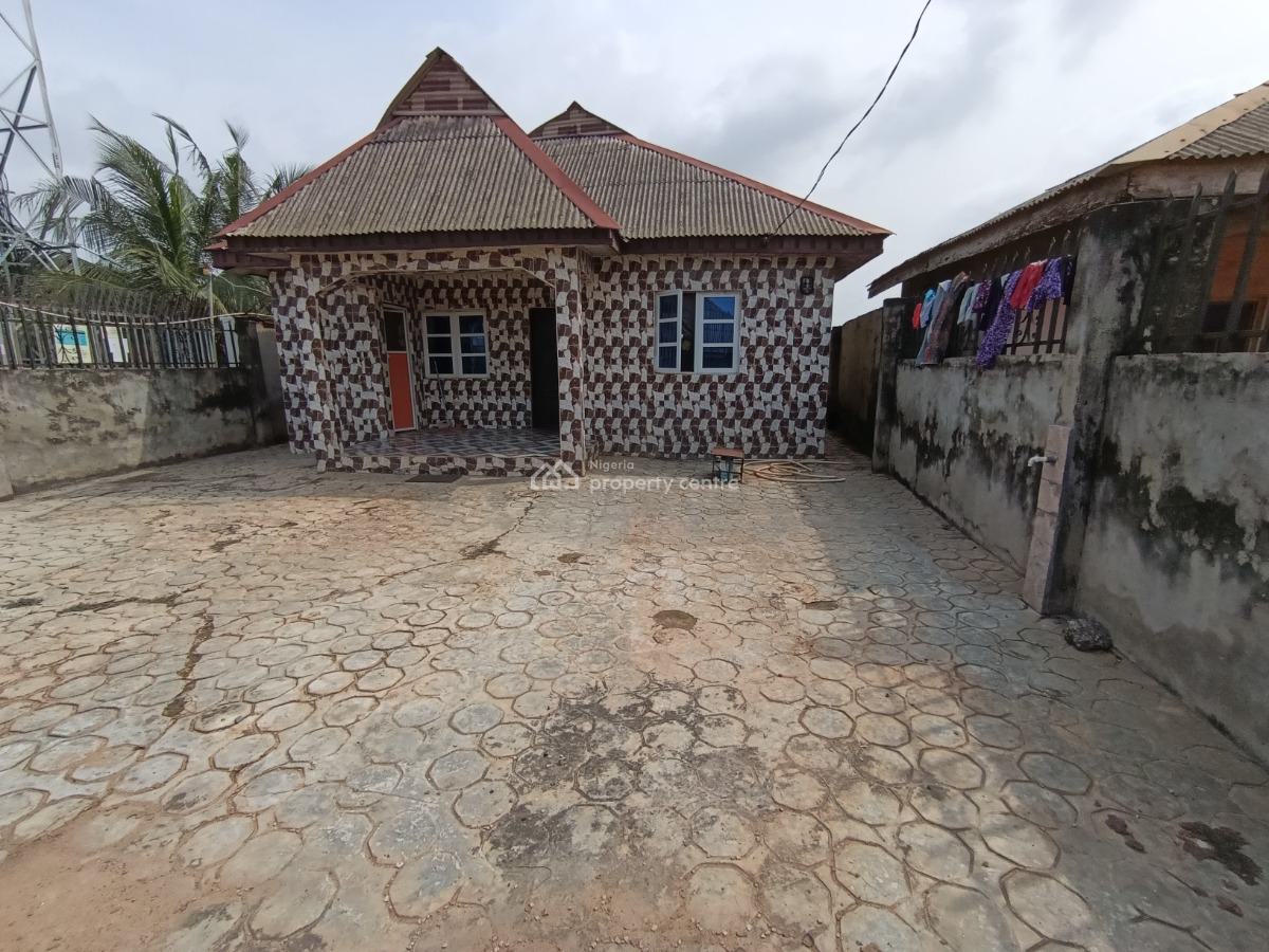 Decent 3 Bedroom Bungalow with a Bq, Lafenwa, Ado-odo/ota, Ogun, Detached Bungalow for Sale