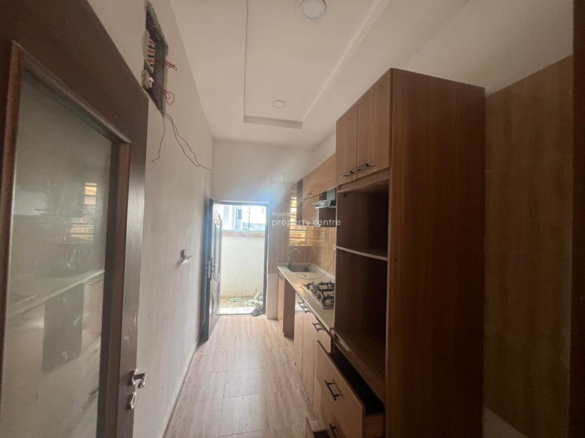 3 Bedrooms Terrace Duplex, Villa Estate, Ikota, Lekki, Lagos, Terraced Duplex for Sale