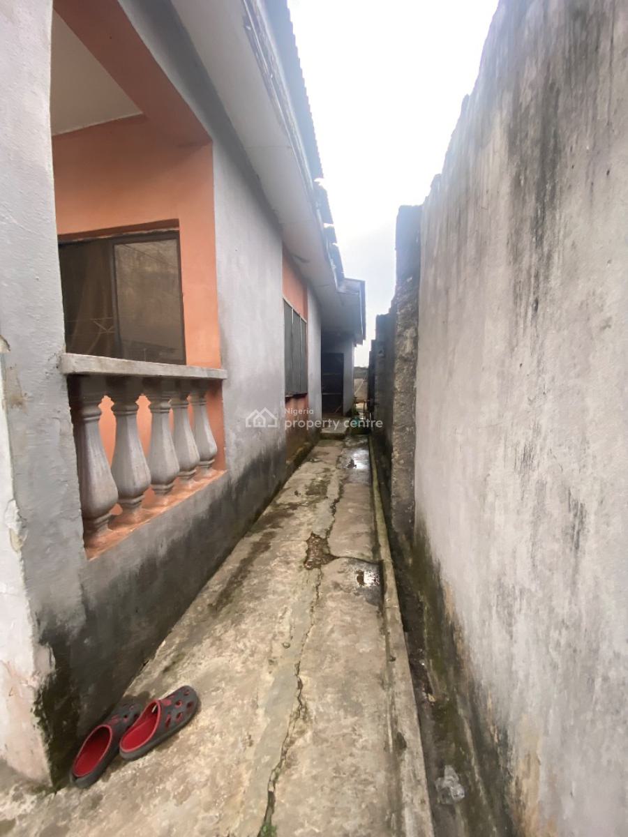 4 Bedroom Bungalow, Adisa Street, Ijegun, Ikotun, Lagos, Detached Bungalow for Sale