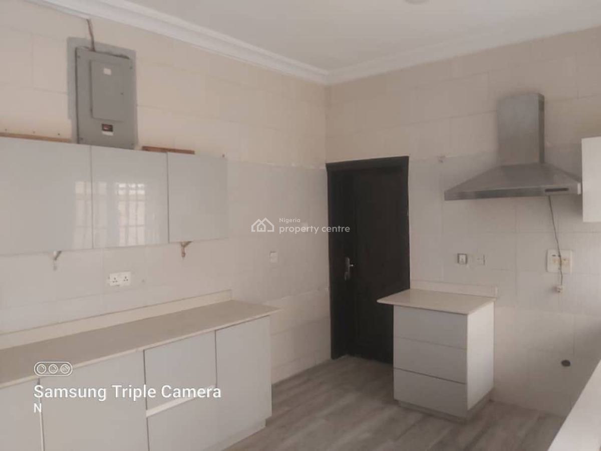Newly Renovated 5 Bedrooms Fully Detached Duplex with 2 Rooms Boys Qu, Lekki Phase 1, Lekki, Lagos, Detached Duplex for Rent