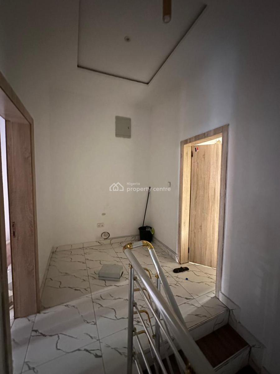 3 Bedroom Terrace Duplex, Ikota, Lekki, Lagos, Flat / Apartment for Rent