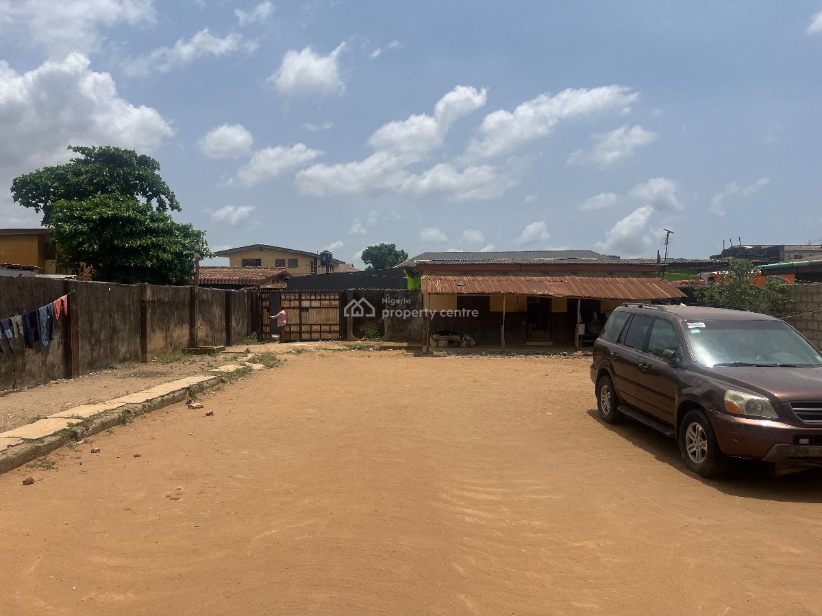 Block of Flats, Oluwalobamishe Street, Ejigbo, Lagos, Block of Flats for Sale