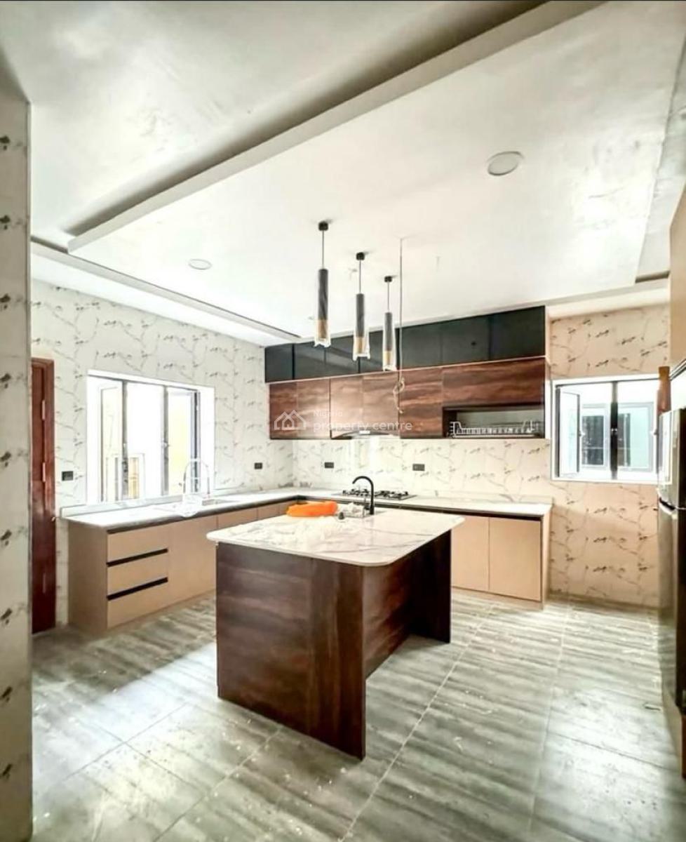 Ultra-luxury 4-bedroom Semi-detached Duplex with Bq, : Well-built Luxury Spacious 4 Bedroom Semi-detached Duplex with Bq, Ikoyi, Lagos, Semi-detached Duplex for Sale