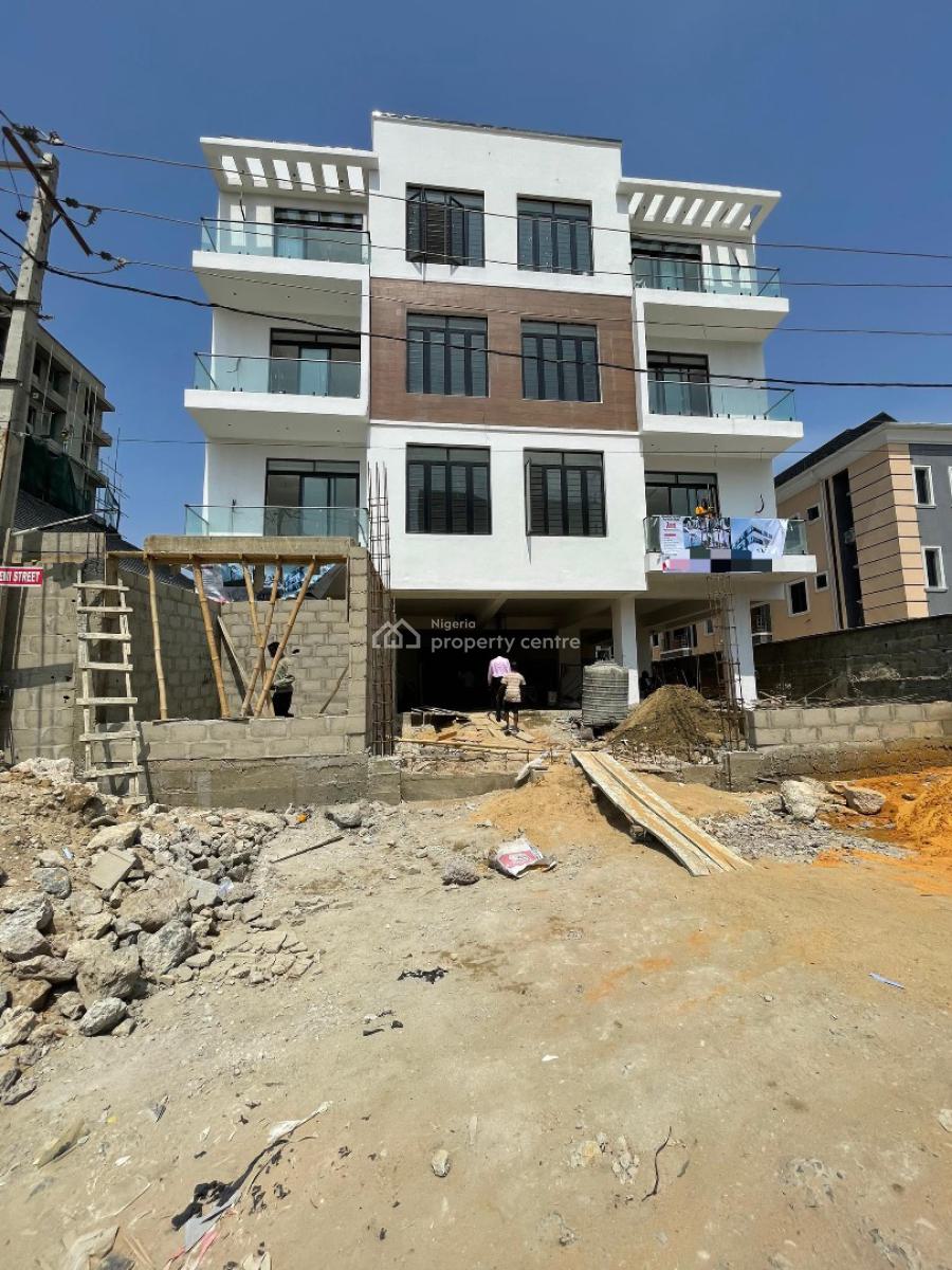 Spacious 2 Bedroom Apartment with Gym and Elevator Suitable for Invest, Lekki Phase 1, Lekki, Lagos, Flat / Apartment for Sale