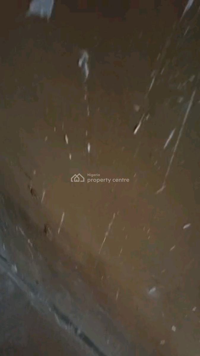 2 Bedroom Flat, Alagomeji, Yaba, Lagos, Flat / Apartment for Rent