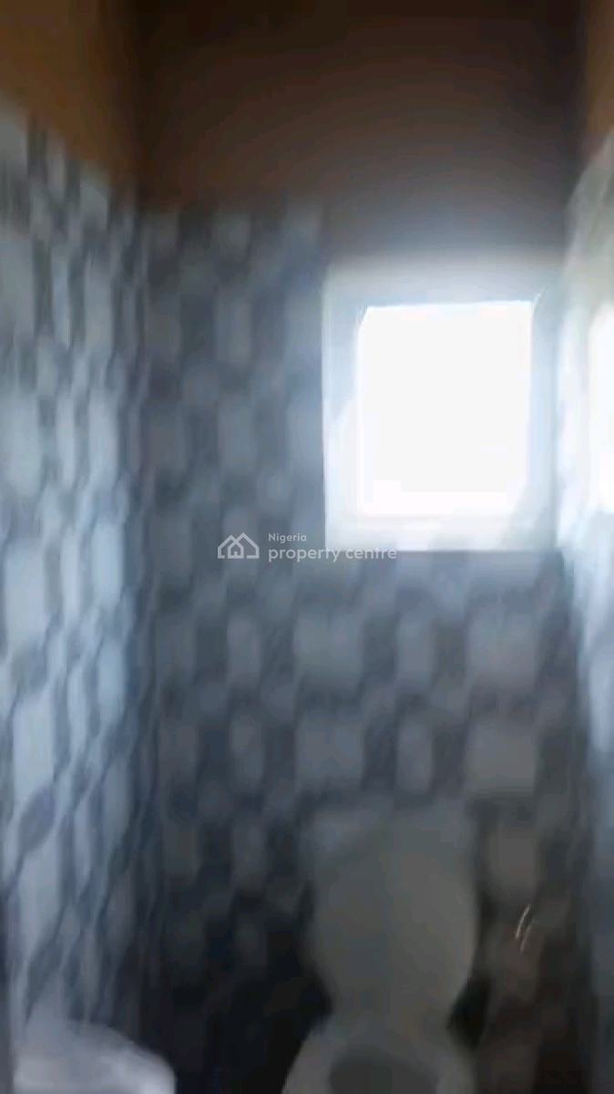 2 Bedroom Flat, Alagomeji, Yaba, Lagos, Flat / Apartment for Rent