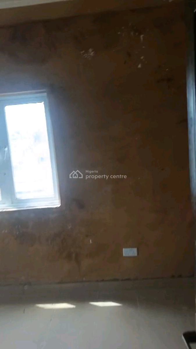 2 Bedroom Flat, Alagomeji, Yaba, Lagos, Flat / Apartment for Rent