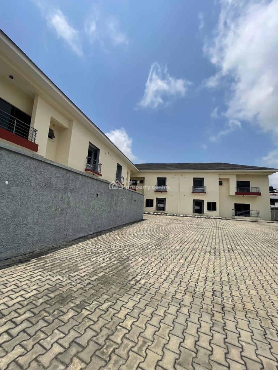 Newly Built 4 Units of 5 Bedroom Terraced Duplex, 4 Units of 5 Bedroom Terraced Duplex  on 1890sqm of Prime Land, Lekki Phase 1, Lekki, Lagos, Terraced Duplex for Sale