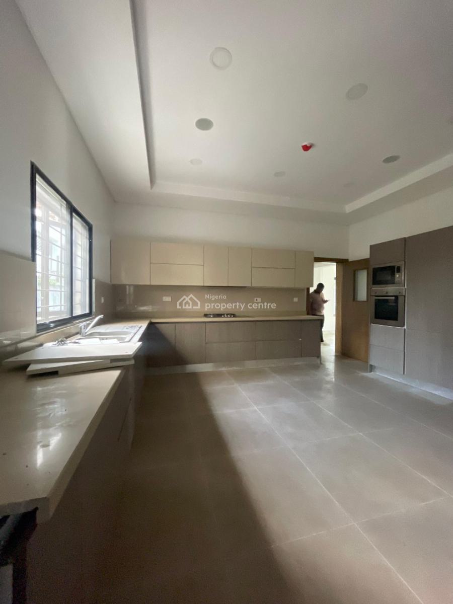 Newly Built 4 Units of 5 Bedroom Terraced Duplex, 4 Units of 5 Bedroom Terraced Duplex  on 1890sqm of Prime Land, Lekki Phase 1, Lekki, Lagos, Terraced Duplex for Sale