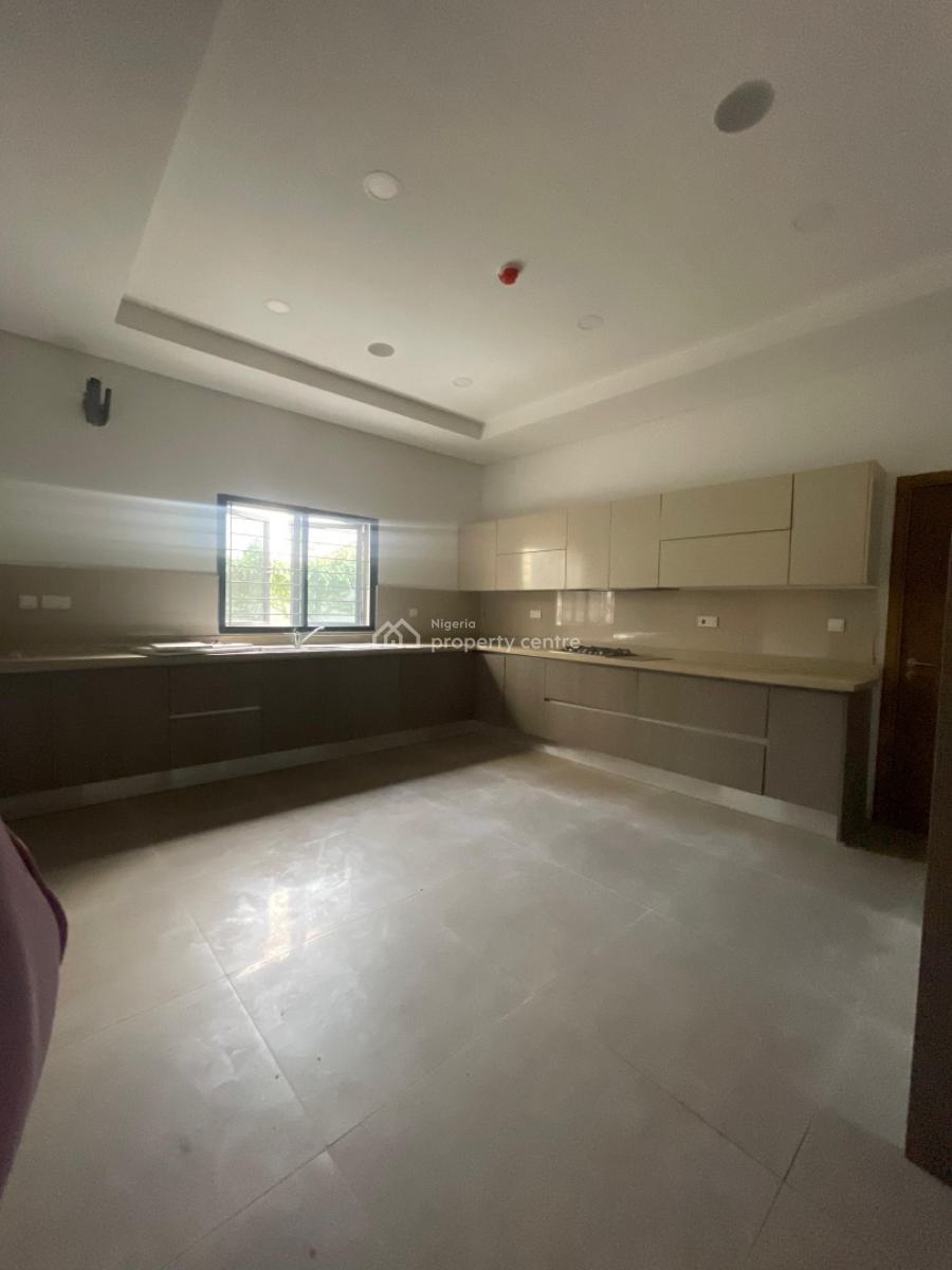 Newly Built 4 Units of 5 Bedroom Terraced Duplex, 4 Units of 5 Bedroom Terraced Duplex  on 1890sqm of Prime Land, Lekki Phase 1, Lekki, Lagos, Terraced Duplex for Sale