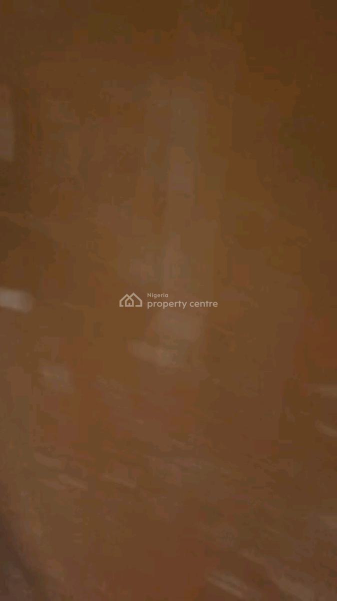 Standard 2 Bedroom Flat, Alagomeji, Yaba, Lagos, Flat / Apartment for Rent