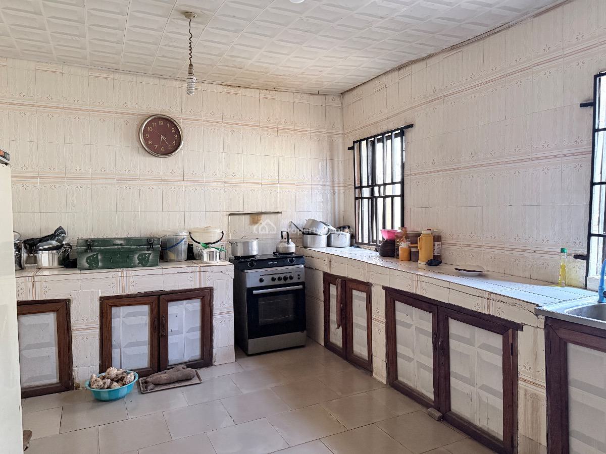 4 Bedroom House with Bq, Oke-opin Str, Gaa-akanbi, Ilorin West, Kwara, Detached Bungalow for Sale